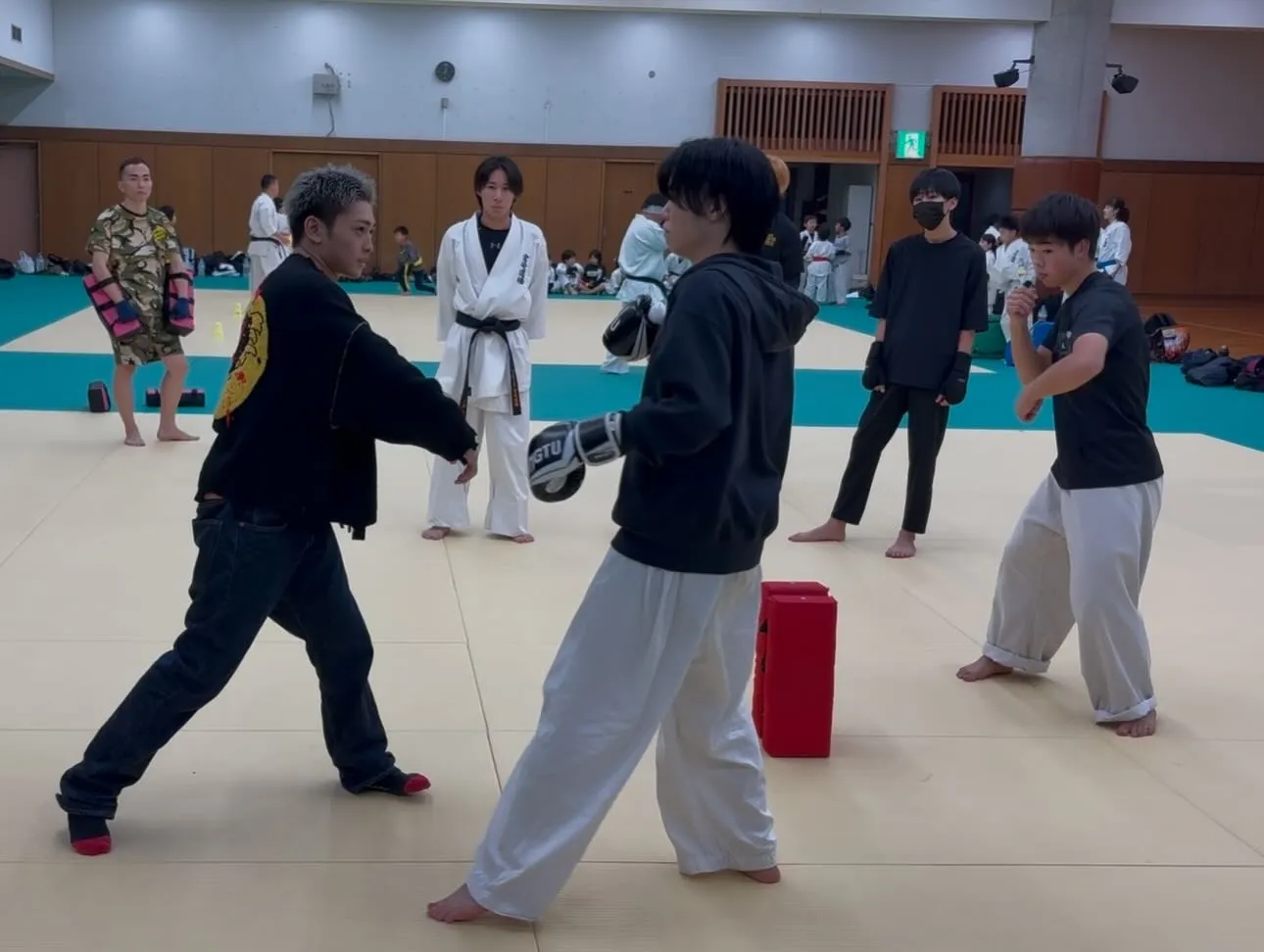 12/17(水) 日本総合空手宮崎道場に来年2月RISEで...